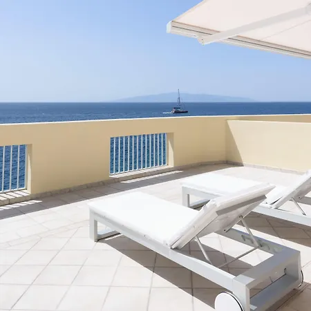 Ona Pearly Grey Apartman