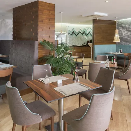 Ona Pearly Grey Apartman